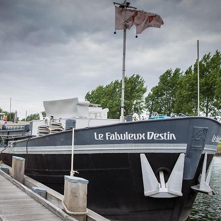 B&B Droomboot Oudenburg Exterior photo